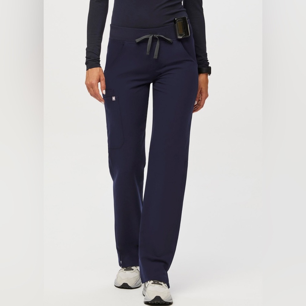FIGS Navy Kade - Tall Cargo Scrub Pants